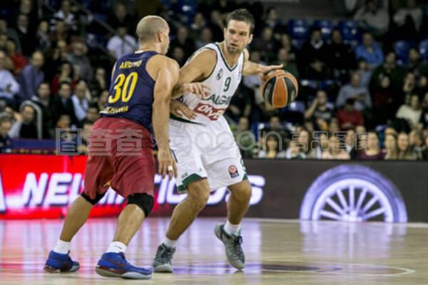 侧翼与中场 侧翼与中场